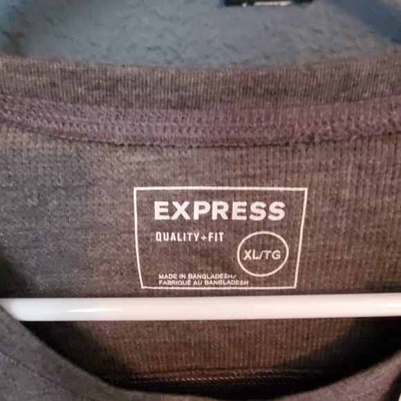 Express NWT heathered gray long sleeve shirt - Picture 3 of 5